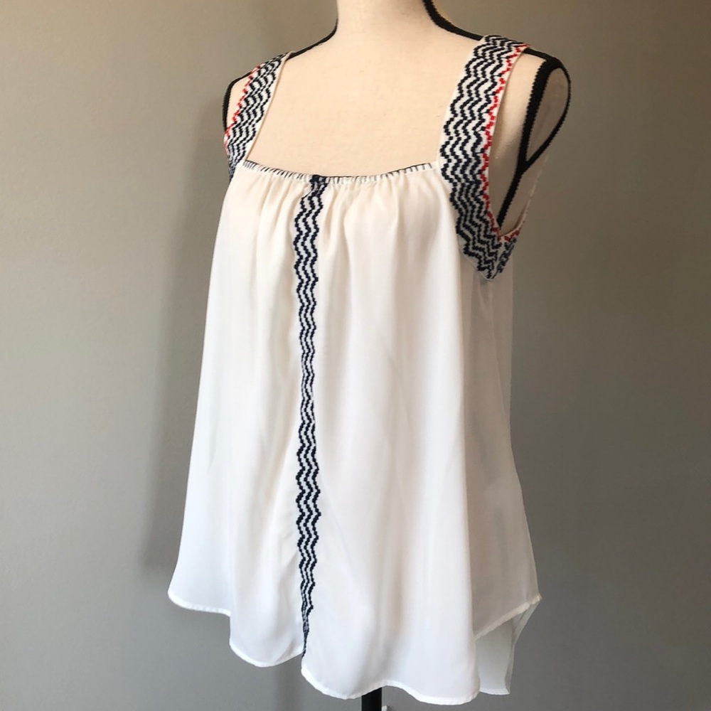 THML embroidered sleeveless top S